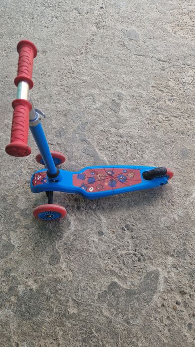 Trotineta copii 3-5 ani