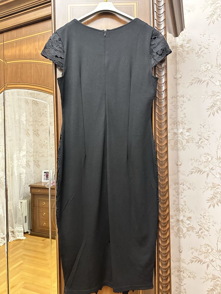 Продам платье черное на 46 размер