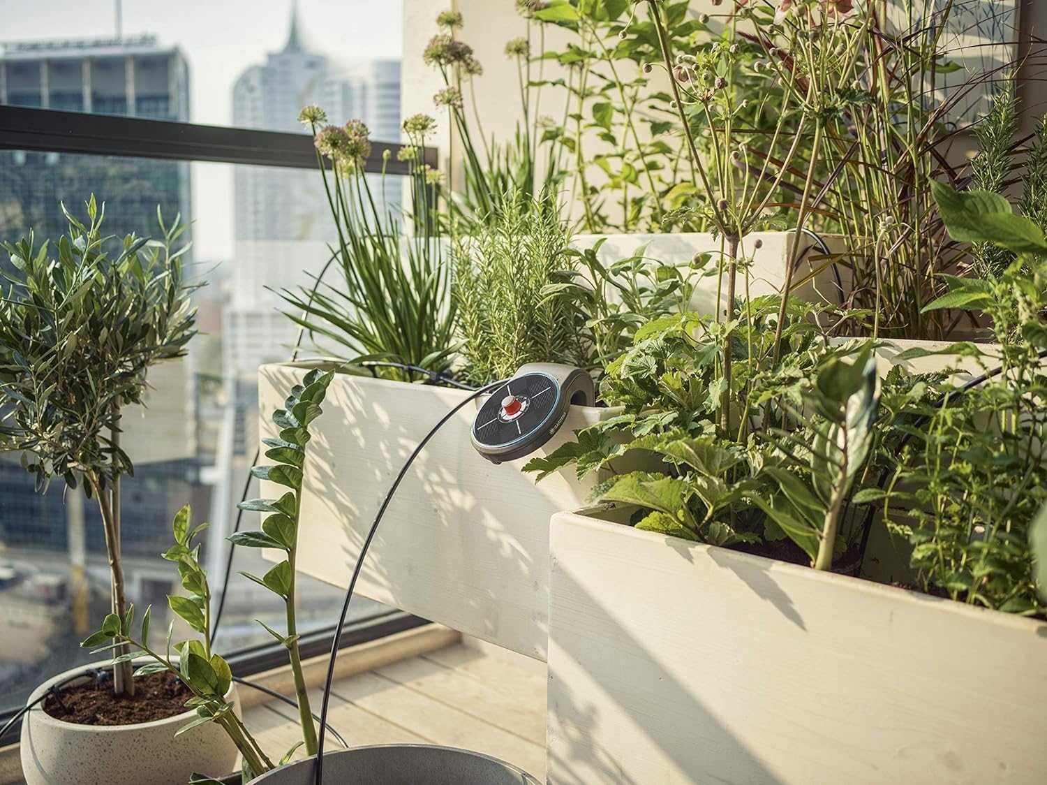 Set de irigare automata plante, energie solară Gardena Solar Aquabloom