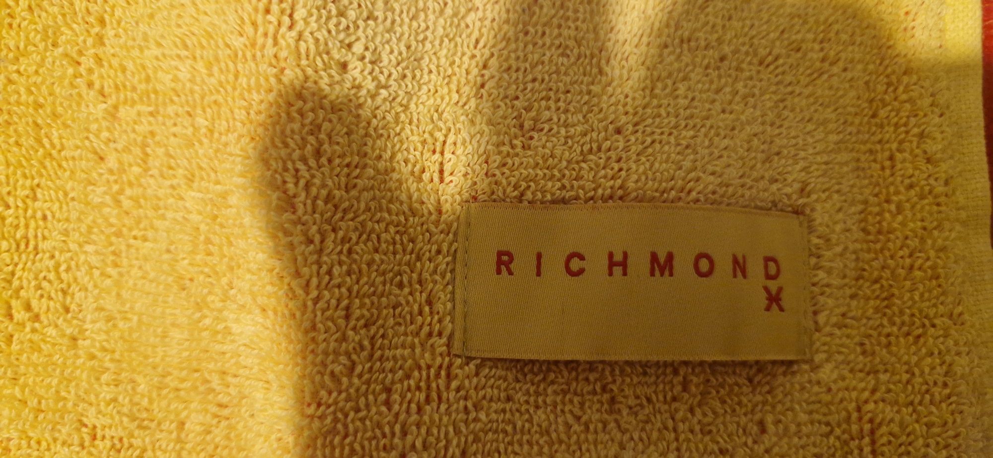 Плажна кърпа John Richmond