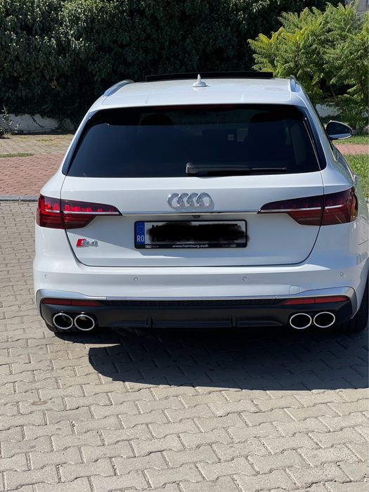 (Audi  A4)S4S4S4