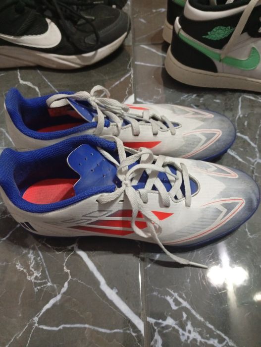 Сет детски маратонки и бутонки