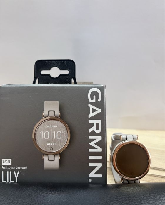 Garmin Lily Sport – елегантен смарт часовник