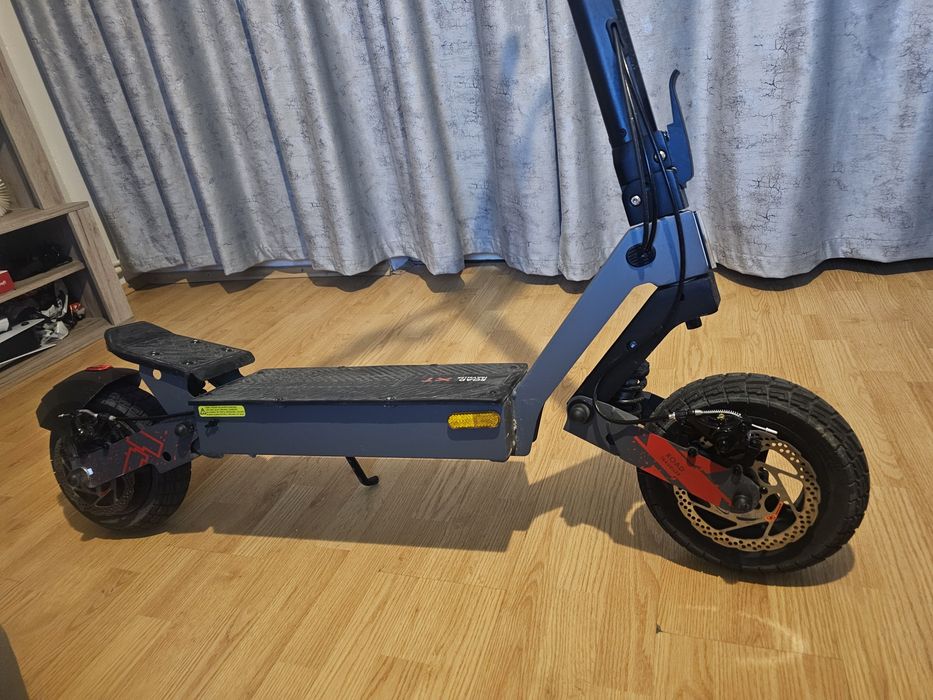 Trotineta electrica myria road traveller