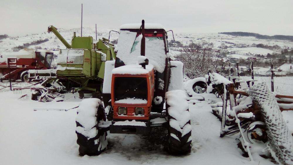 Dezmembrez Tractor Hurliman H 490