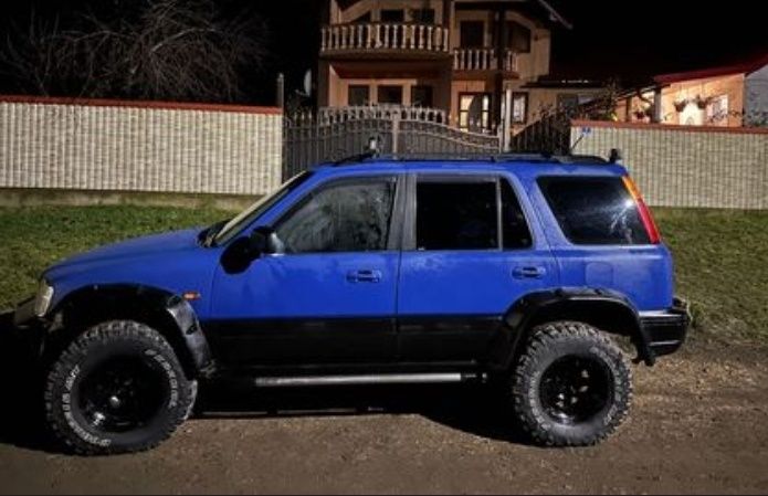 Honda CRV 2.0 4x4 echipata off-road , vopsea raptor