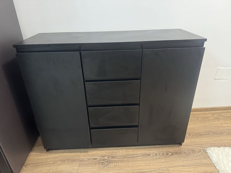 Vand comoda fara defecte