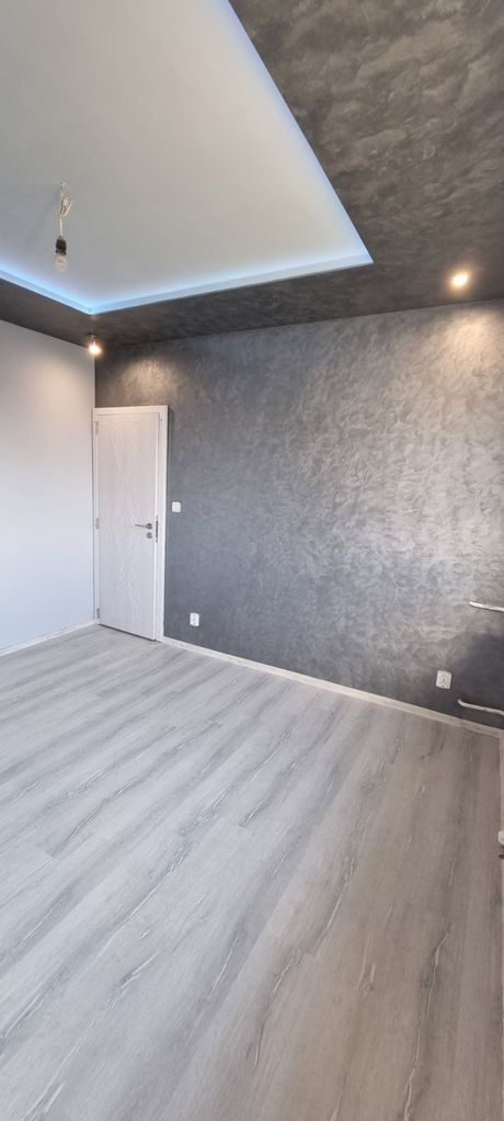 Дава се под наем Тристаен апартамент в Враца, Квартал 103 - 85 кв.м за 99450 € - Снимка #22