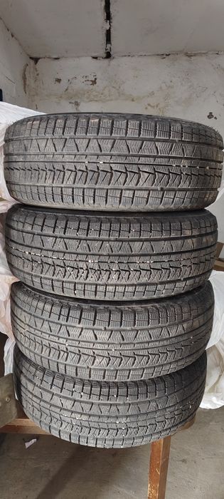 Резина зимняя 225/60/16 состояние новая