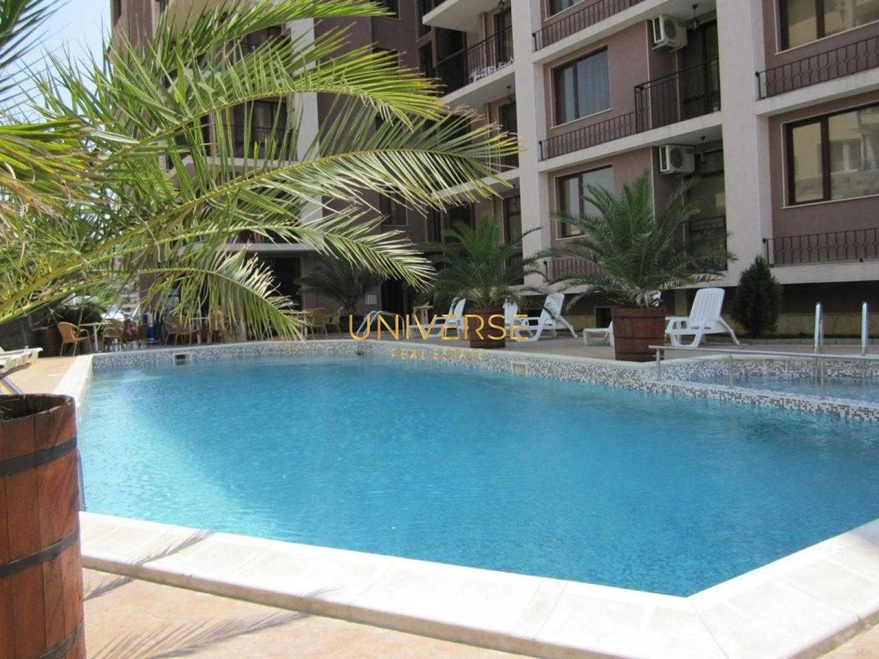 Продава се Двустаен апартамент в к.к. Слънчев бряг - 65 кв.м за 1211 €/кв.м - Снимка #11