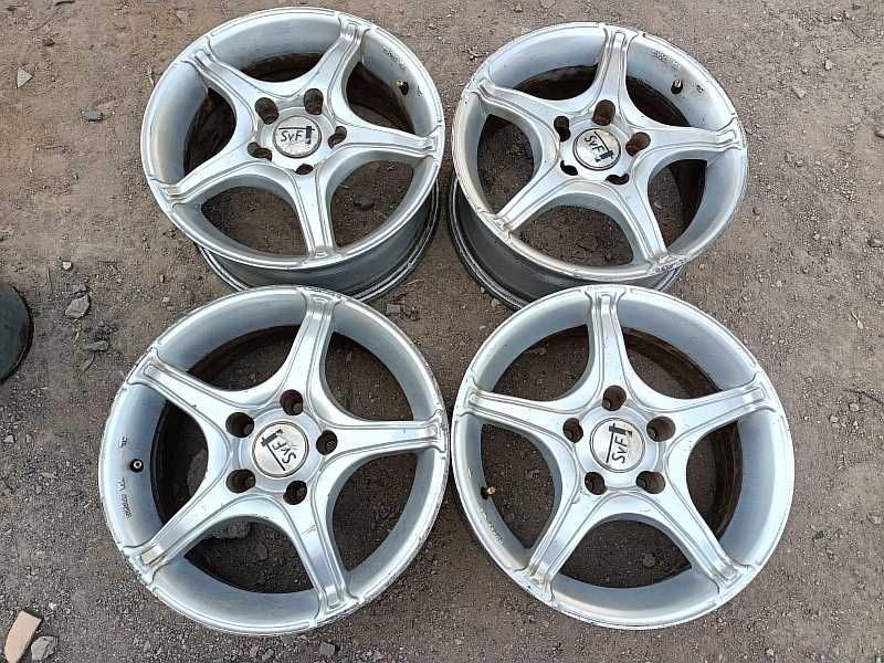 Продам легкосплавные диски на автомашину Hyndai.