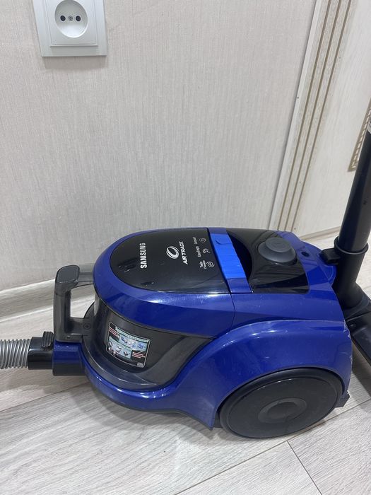 Продам пылесос сумсунг