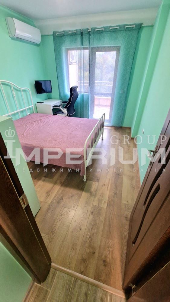 Дава се под наем Двустаен апартамент в Варна, Изгрев - 65 кв.м за 459 € - Снимка #6