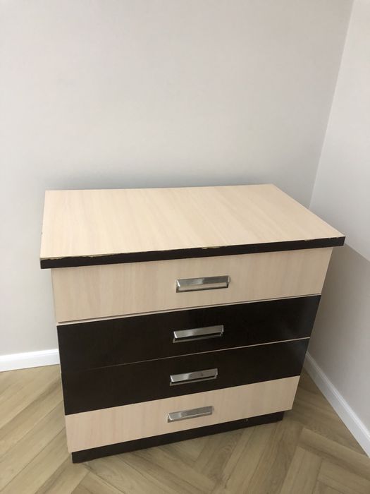 мебель полка и зеркало