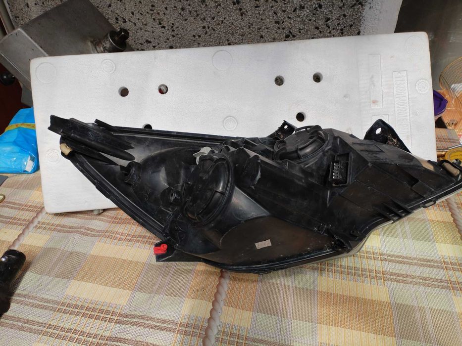 Фар Опел Мерива Б Opel Meriva B