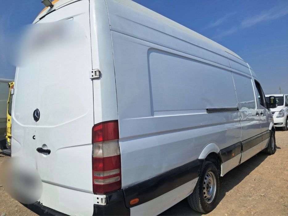 Спринтер (МЕРС) сотилади