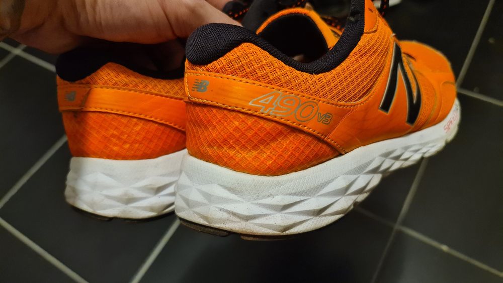 adidas Nike Lunarglide si New Balance 490 v3 speed ride