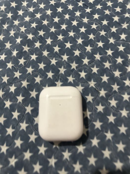 Apple AirPods 2