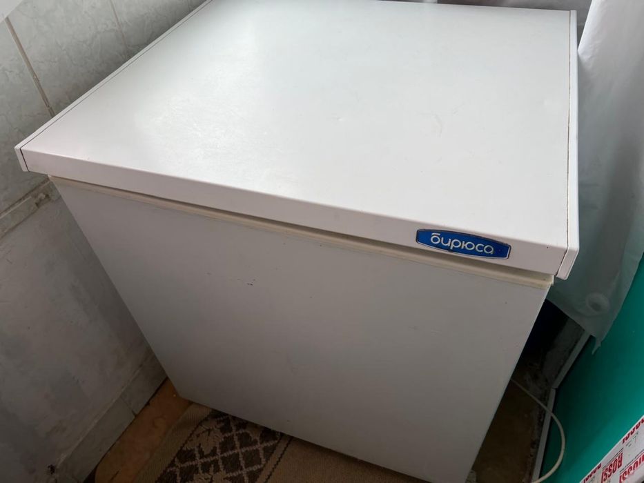 Продам морозильную камеру