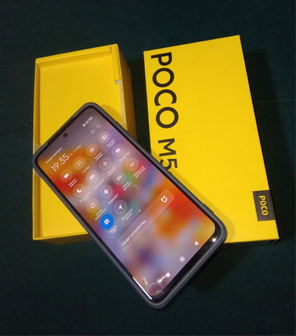 Poco M5s c NFC 256гб в идеале.
