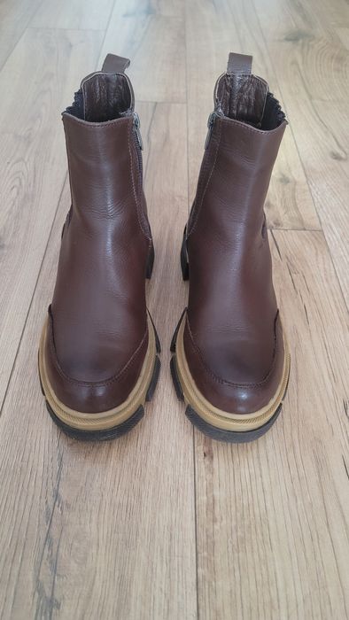 Боти естествена кожа