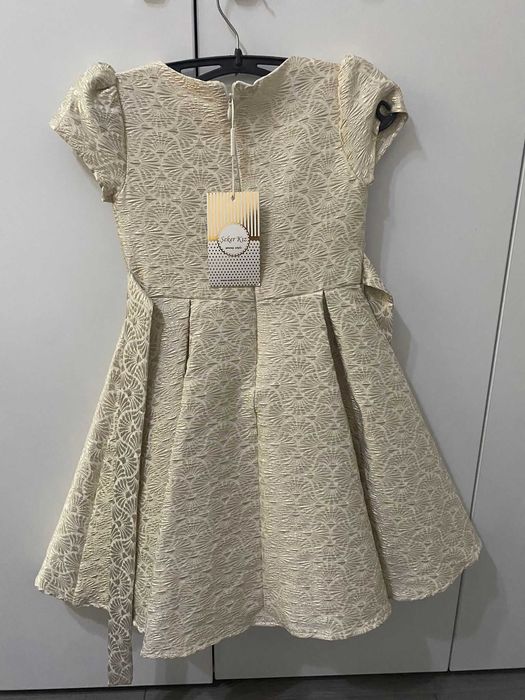 Rochie fetite 7-8 ani