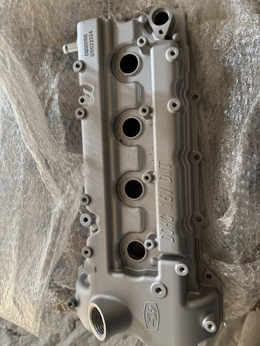 Крышка для головки двигателя CNJ