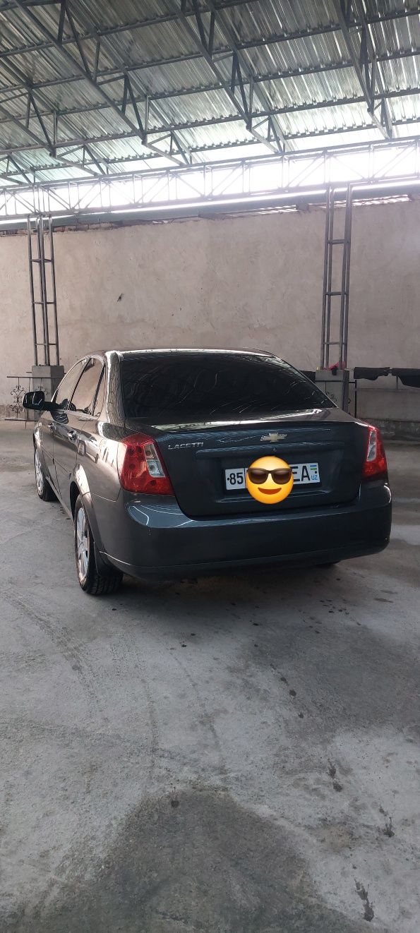 Gentra sotiladi.