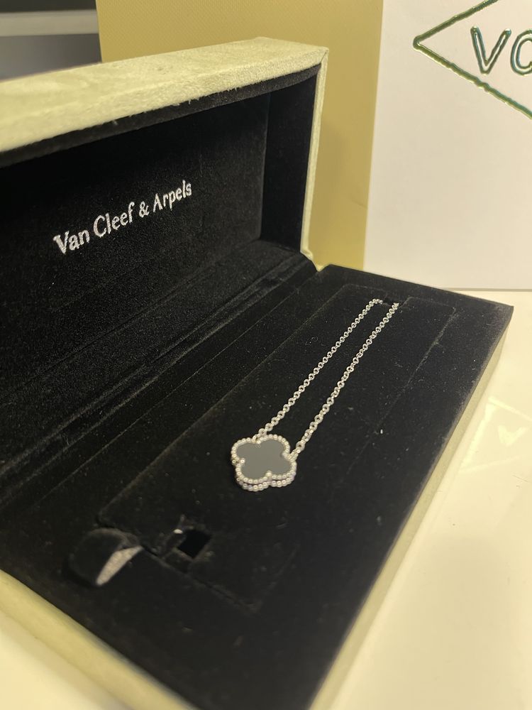 Сребърно дамско колие Van Cleef & Arpels VCA