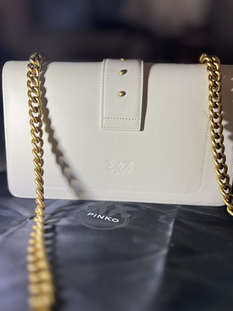 Продавам Pinko чанта