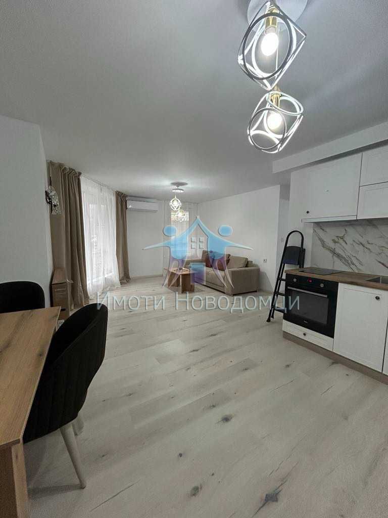 Продава се Двустаен апартамент в Шумен, Пазара - 50 кв.м за 1581 €/кв.м - Снимка #1