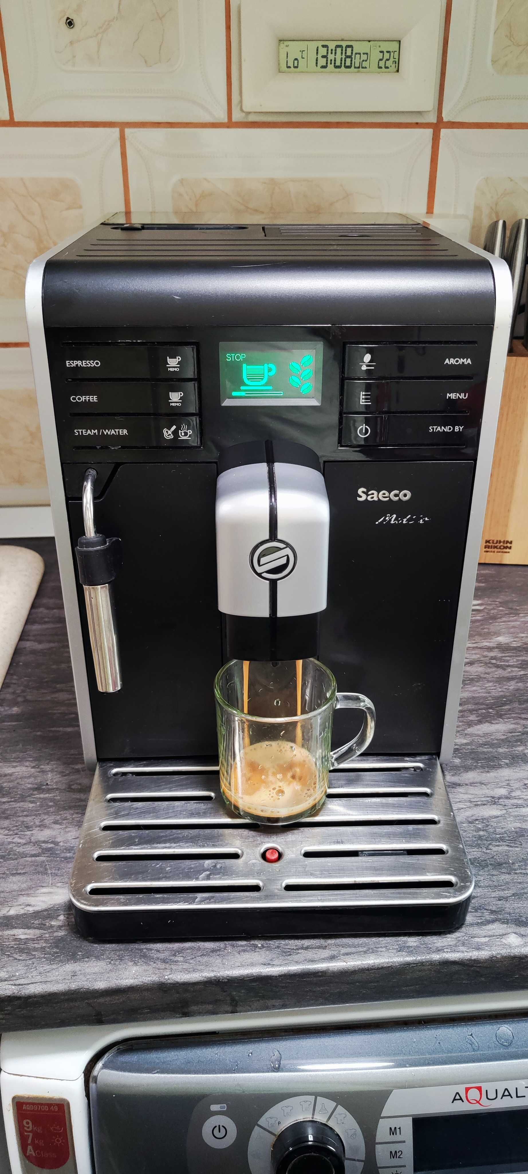 Espressor Automat Saeco Moltio HD8767 cu Cafea Boabe Espressor