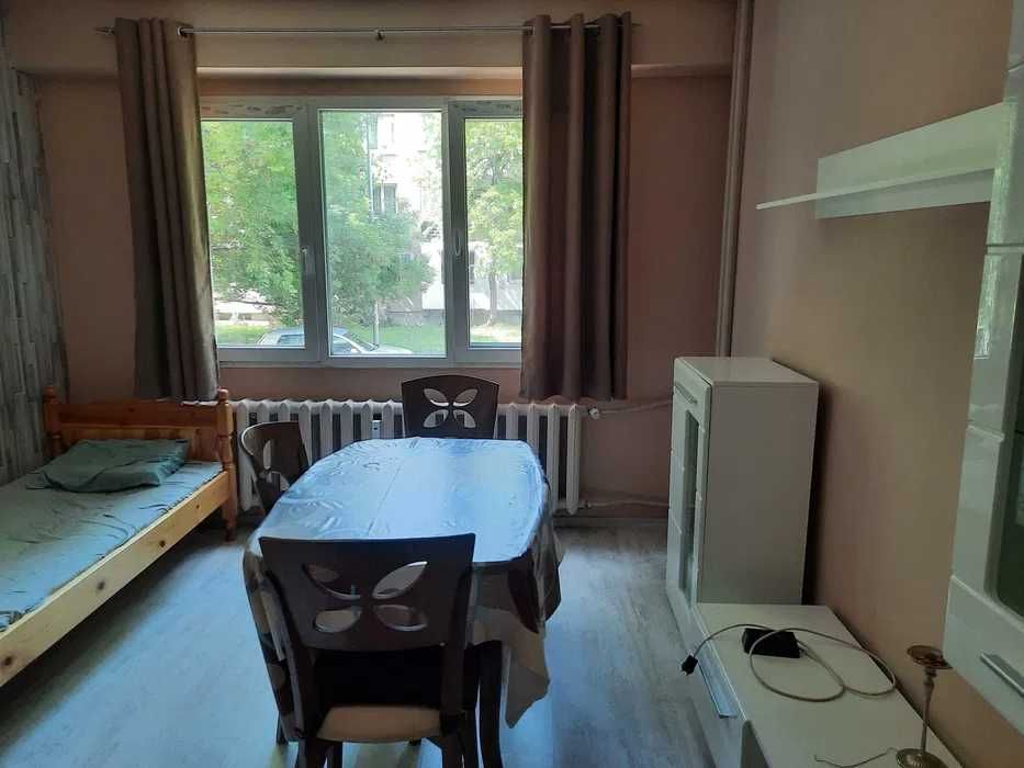 Продава се Двустаен апартамент в Бургас, Славейков - 62 кв.м за 699 €/кв.м - Снимка #2