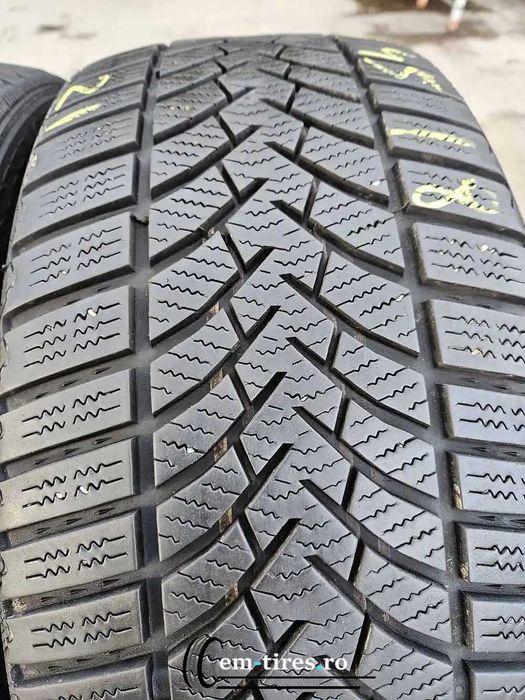 SET 4 Anvelope Iarna 225/45 R18 SEMPERIT Speed Grip 3