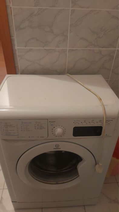 Стиральная машина Indesit!