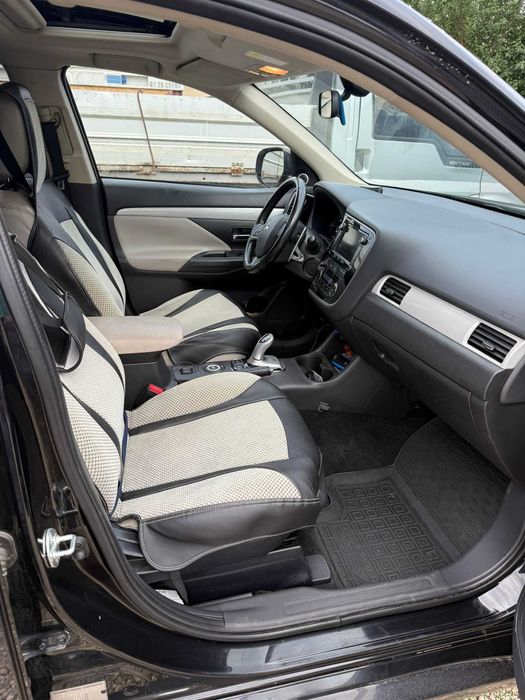 Mitsubishi Outlender PHEV (HIBRID+GPL)