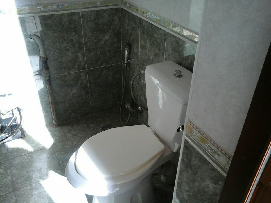 Мойкургон 6сот-8хона-1,5этаж-