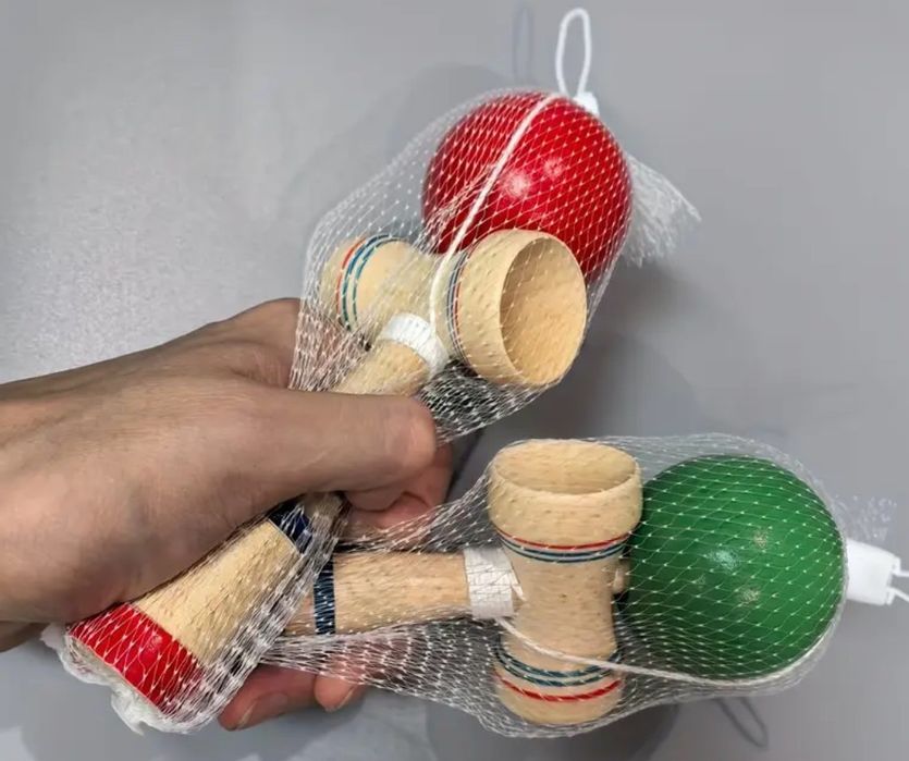 Vând Kendama pentru copii!!