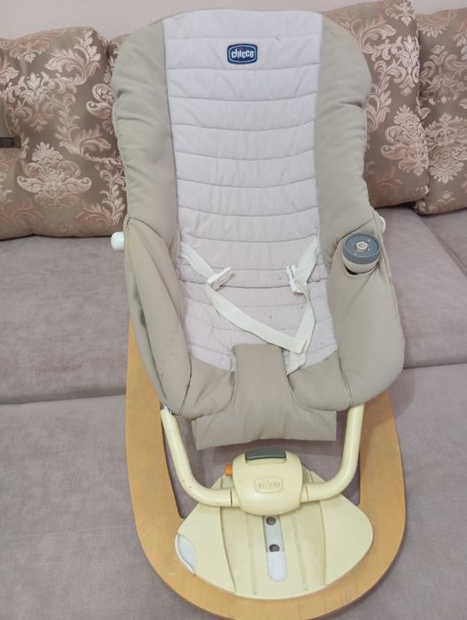 Шезлонг детский.