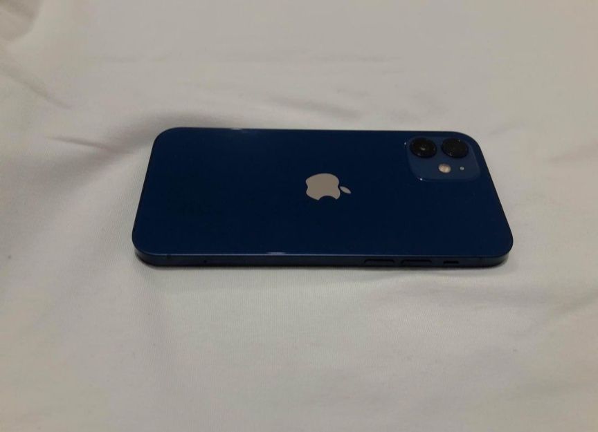 Iphone 12 in stare perfecta