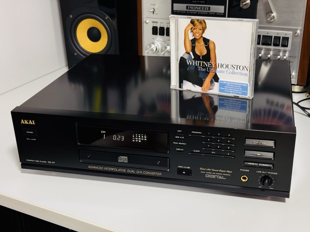 CD-player AKAI CD-57,impecabil,dual D/A convertor,optical,variable