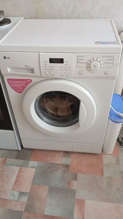 Продам стиральную машинку
