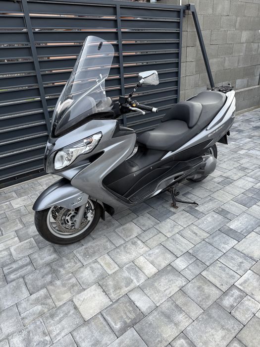 Suzuki Burgman 400 ccm