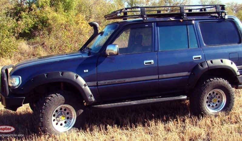 Расширители колёсных арок Toyota Land Cruiser 80/100