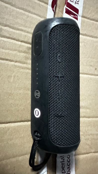 Boxa jbl se vinde repede