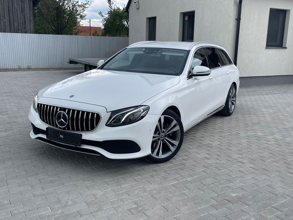 Mercedes-Benz E Mercedes Benz E 220d 4Matic 9G-Tronic Avantgarde