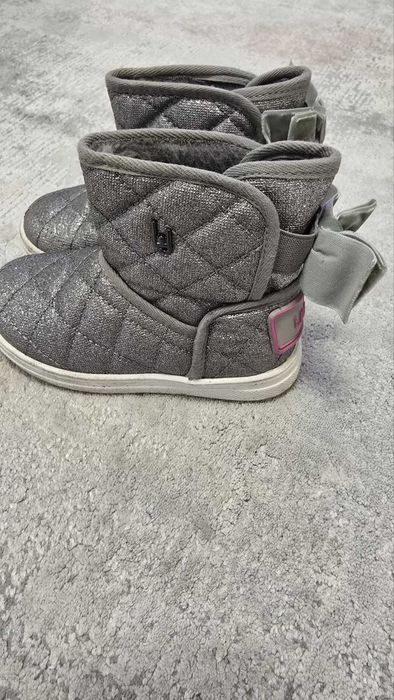 Liu Jo боти момиче