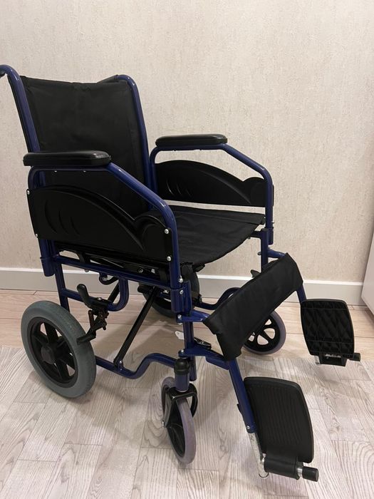 Инвалидная коляска