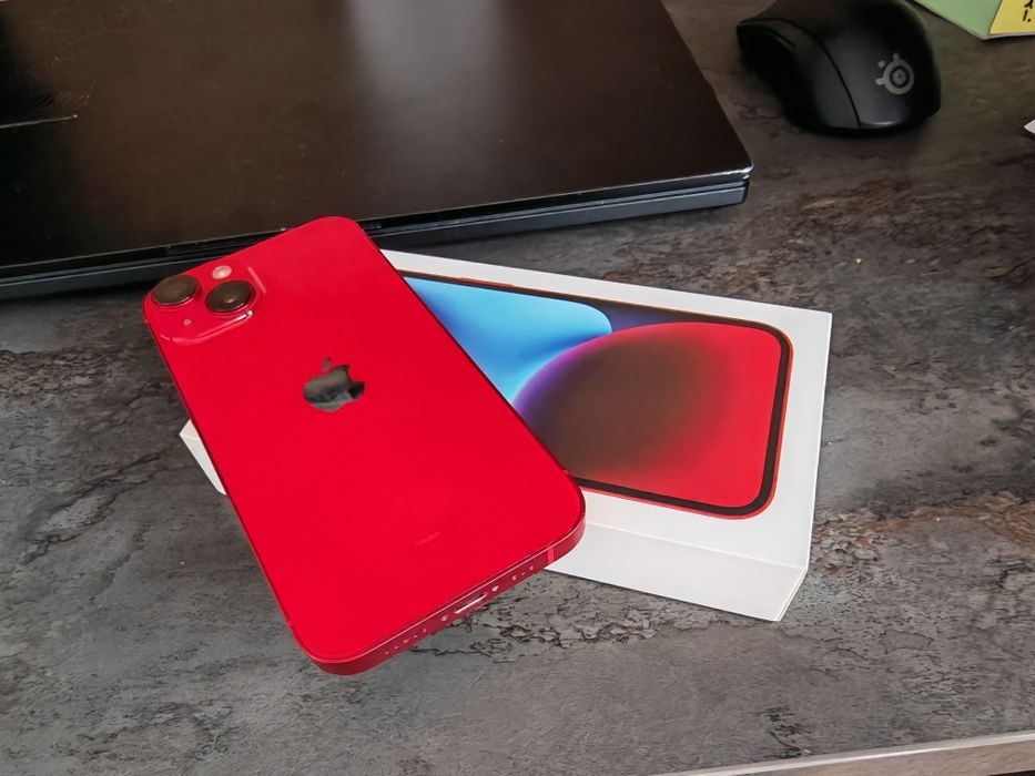 Iphone 14 rosu ca nou