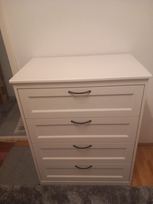 Comoda 4 sertare Ikea Songesand noua